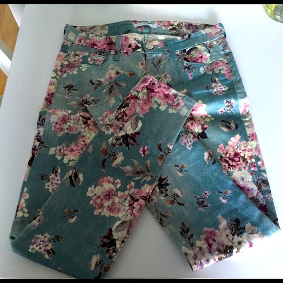 Cherry blossom 🌸 jeans